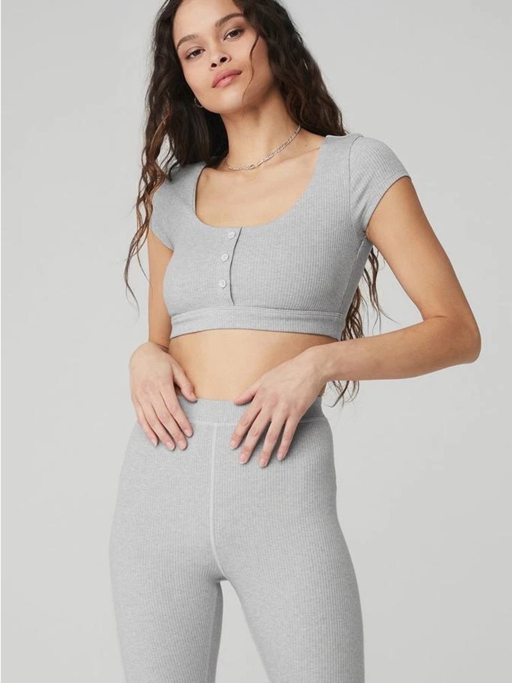 ALO Yoga Ribbed Scoop Crop in Light Gray